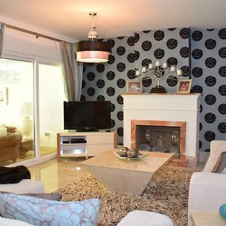 Semi-detached Close To Beach * Marbella